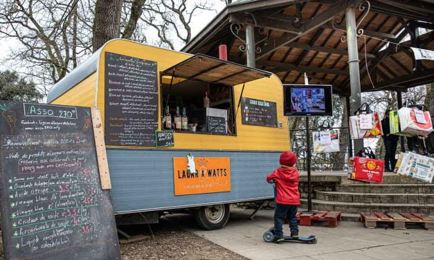 Au marché de Laleu à La Rochelle, le local et le bio sont à l’honneur