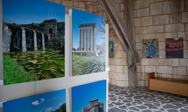 Une exposition de photos à la tour de La Lanterne