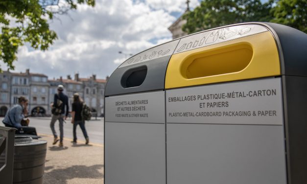 Mieux trier les déchets nomades, La Rochelle accueille la première expérimentation française