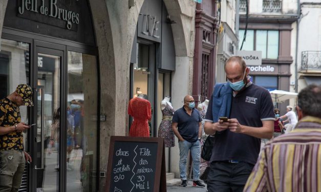 A La rochelle, le port du masque de retour