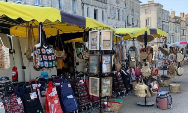 Des commerçants non sédentaires priés de quitter la place de Verdun, et ça ne leur plaît pas du tout