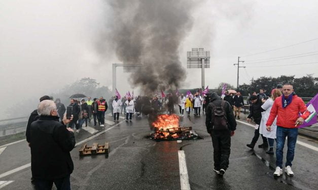 [PHOTOS]. Grève du 23 mars à La Rochelle