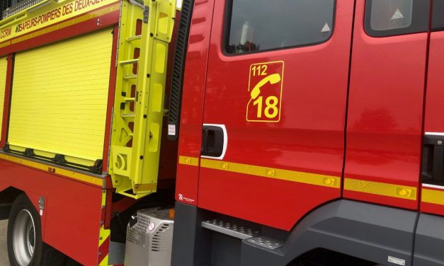 Une maison en feu près de La Rochelle