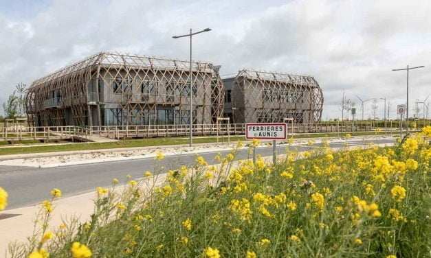 L&rsquo;intercommunalité d&rsquo;Aunis Atlantique mise sur la paille et le bois pour être mieux isolée
