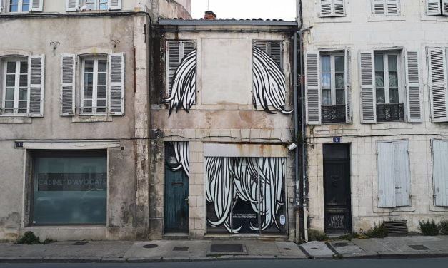 La révolte des femmes en Iran s&rsquo;affiche sur un mur de La Rochelle