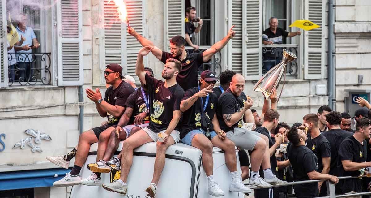 [GALERIE PHOTOS] LA ROCHELLE : PARADE DU BUS DE LA CHAMPIONS CUP