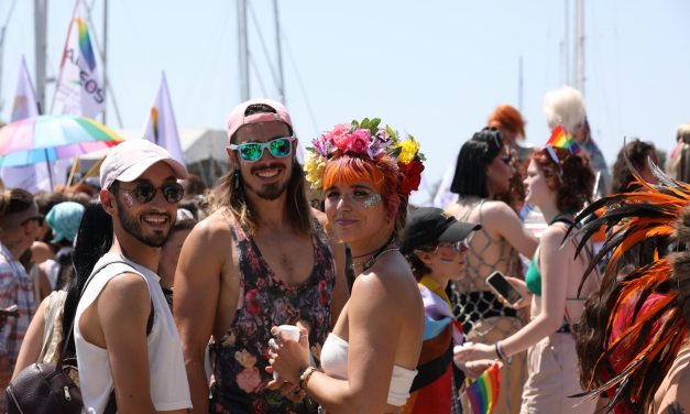 [PHOTOS] La marche des fiertés mobilise à La Rochelle