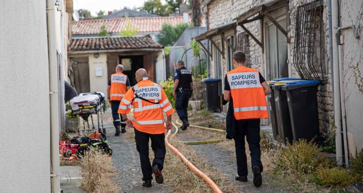 Un feu de maison mobilise les pompiers à La Rochelle