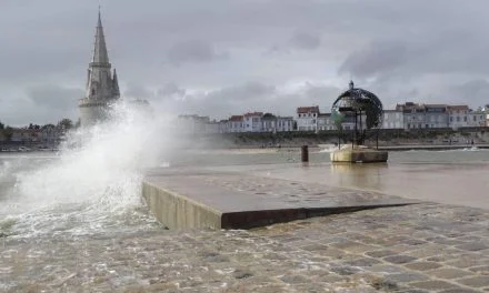 Alerte vague submersion : une mise en garde de la Ville de La Rochelle