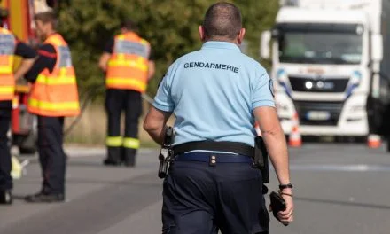 Accident : la RN 11 bloquée entre La Rochelle et Niort