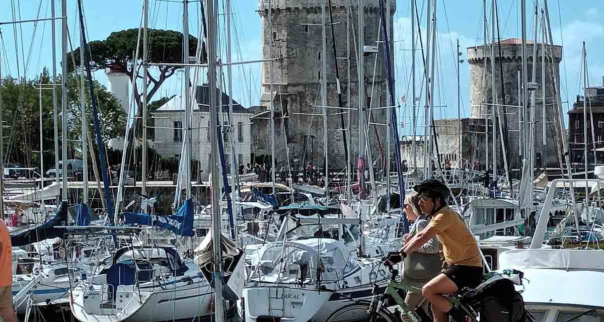 A La Rochelle, les cyclistes ne sont plus prioritaires en ville