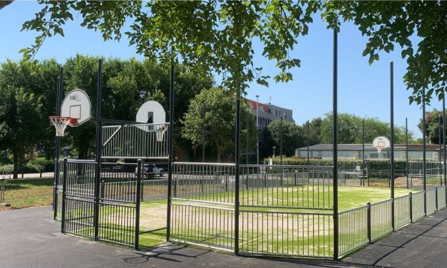 Un city stade s’installe à Port-Neuf