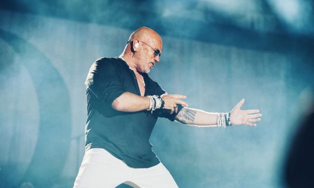 [PHOTOS] Pascal Obispo enflamme les Francofolies