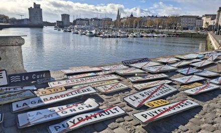 La Rochelle : on a retrouvé les panneaux d’entrée d’agglomération