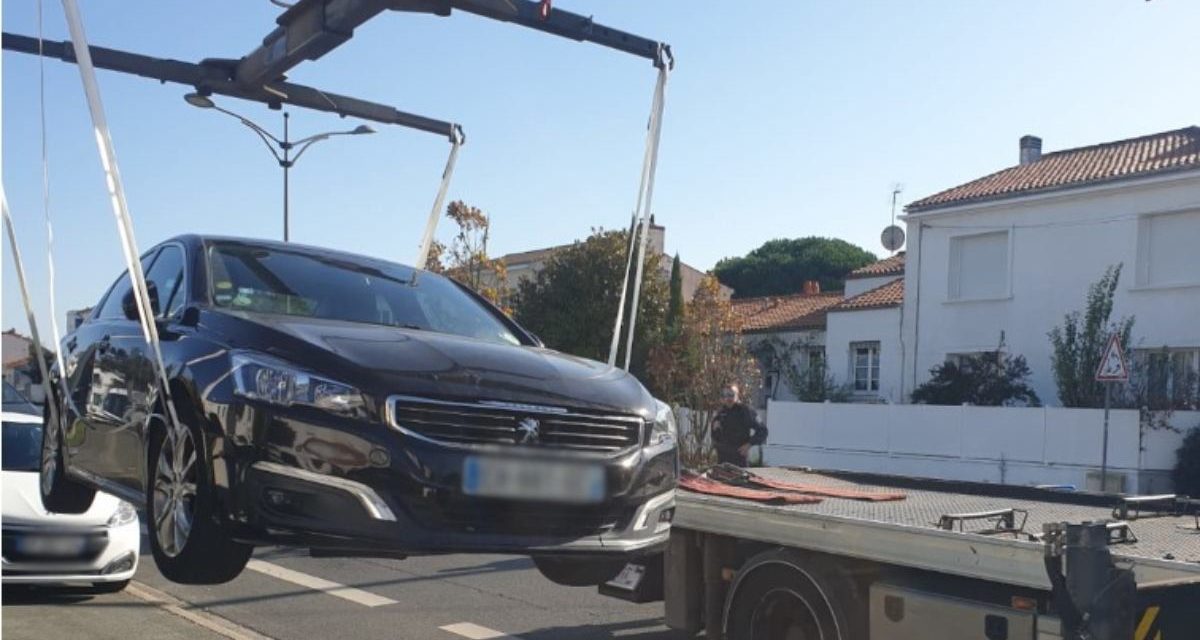 La Rochelle : plus de permis, sa voiture à la fourrière