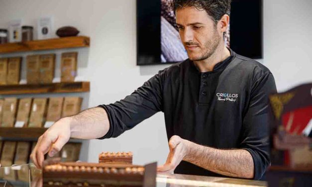[Vidéo 🎥 ] Le chocolatier qui réenchante la traditionnelle bûche de Noël
