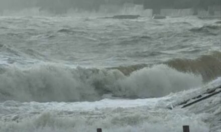 Une vigilance orange vagues submersion déclenchée à La Rochelle