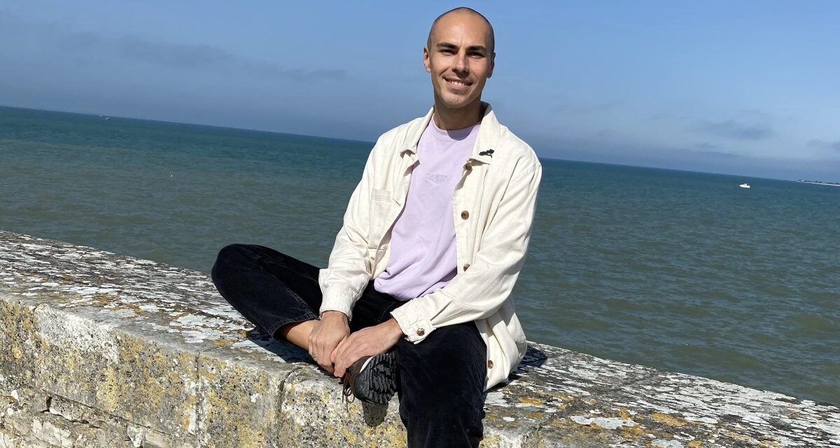 L’écriture, un refuge et un chemin de reconstruction pour ce Rochelais