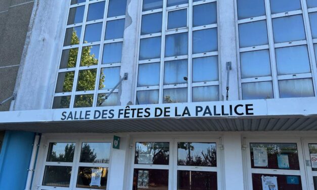 La compagnie La neige sur les cils fait son spectacle