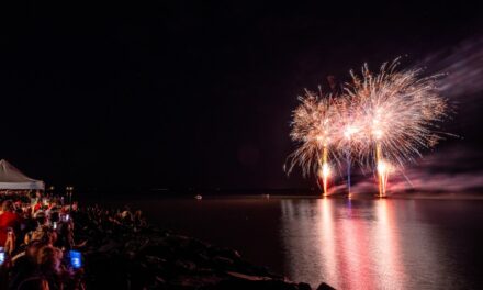 Un feu d&rsquo;artifice ce mercredi soir à La Rochelle ? La ville s&rsquo;en prend à l&rsquo;intelligence artificielle