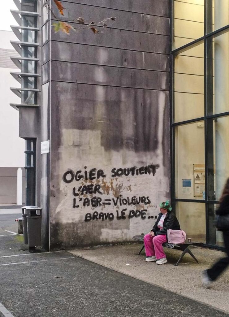 dégradations murs université La Rochelle 2024