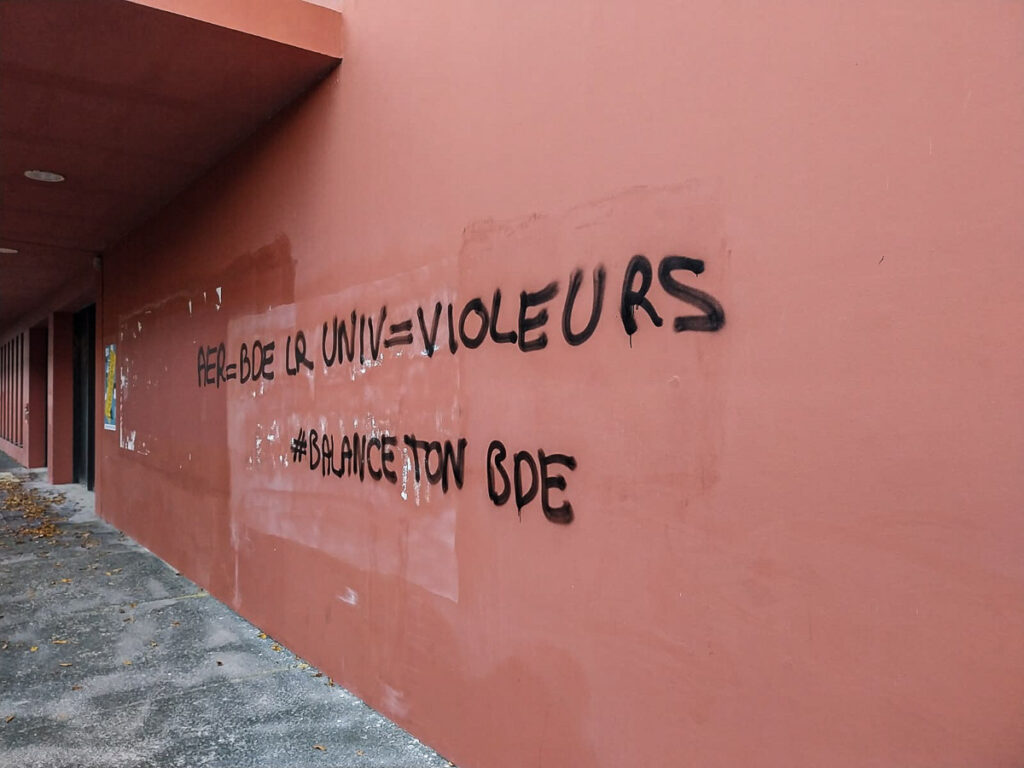 dégradations murs université La Rochelle 2024