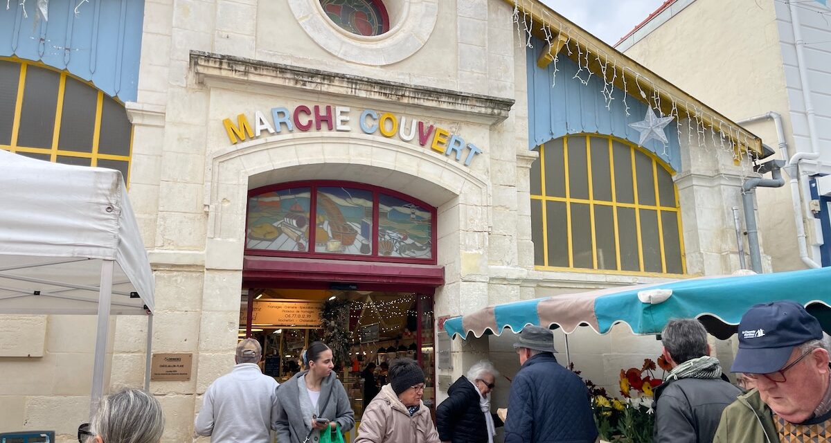 « J&rsquo;adore venir ici, c&rsquo;est mon rendez-vous de la semaine » : Châtelaillon-Plage, le marché qui fait le bonheur des locaux