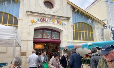 « J&rsquo;adore venir ici, c&rsquo;est mon rendez-vous de la semaine » : Châtelaillon-Plage, le marché qui fait le bonheur des locaux