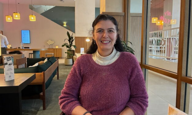 « Comprendre le bébé avant qu&rsquo;il ne parle » : des ateliers langue des signes pour nourrissons proposés à La Rochelle