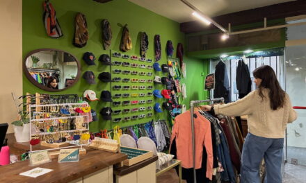 « Les gens viennent exprès pour les friperies » : le marché de la seconde main en plein essor à La Rochelle