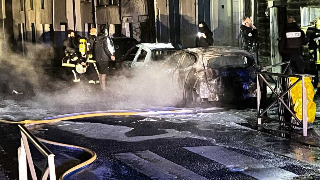 incendie vehicules La Rochelle