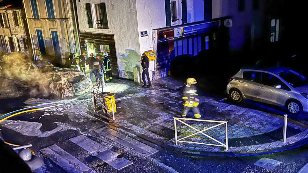 incendie vehicules La Rochelle