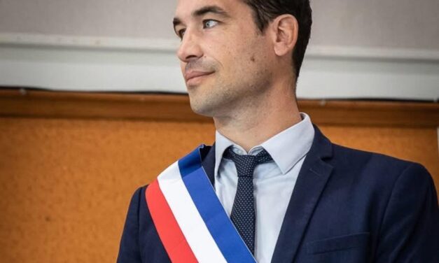 Municipales à La Rochelle : le capitaine du Stade Rochelais Basket rejoint la liste de Thibaut Guiraud