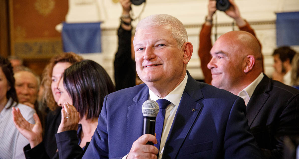 Municipales 2026 à La Rochelle : Olivier Falorni élu maire