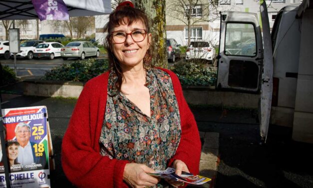 « Redonner enfin le pouvoir au peuple », Véronique Bonnet est candidate aux élections municipales de La Rochelle
