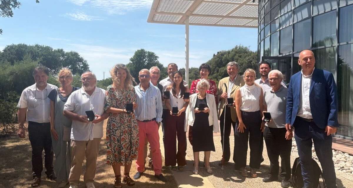 Charente-Maritime : qui sont les récipiendaires des médailles départementales ?