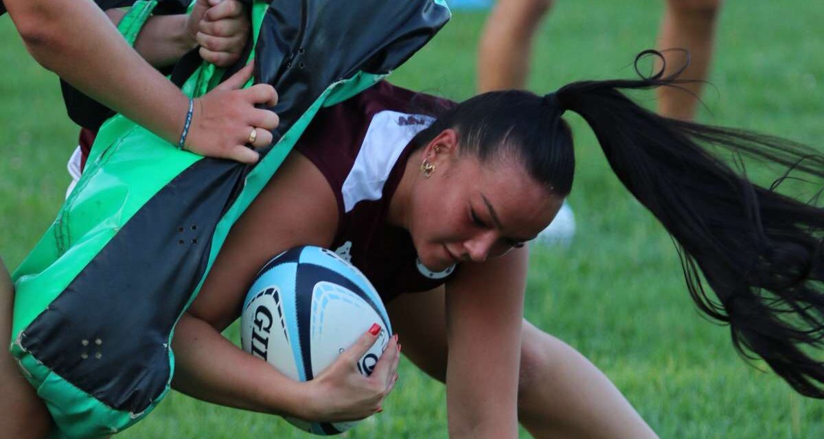 Près de La Rochelle, une équipe de rugby féminine à XV en plein essor
