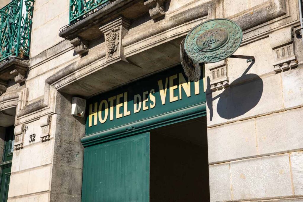 hôtel des ventes Rochefort